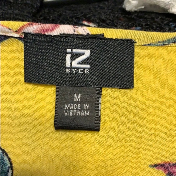 NWOT Juniors Top - Picture 7 of 7